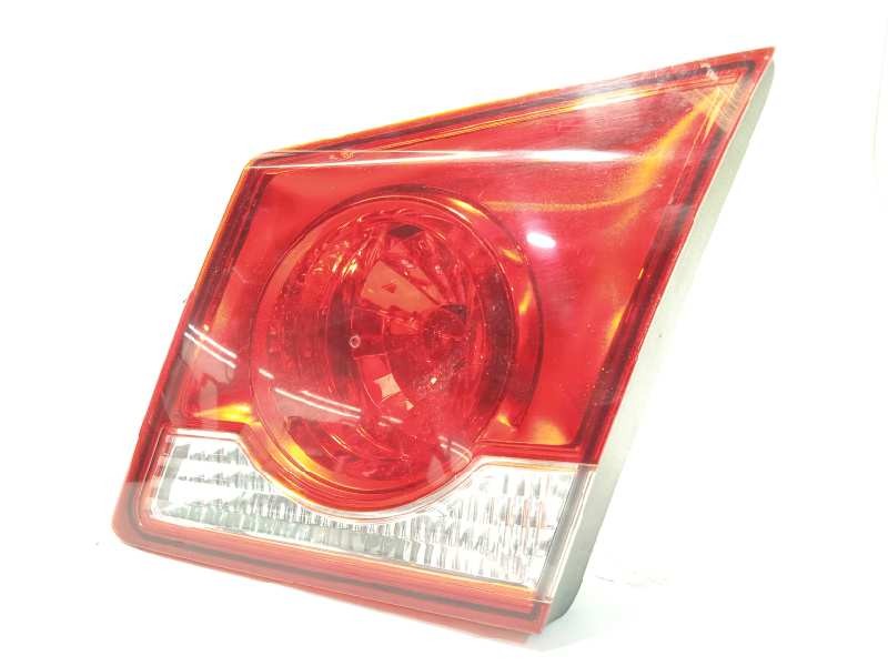 Recambio de piloto trasero derecho interior para chevrolet cruze ls referencia OEM IAM 96830495  