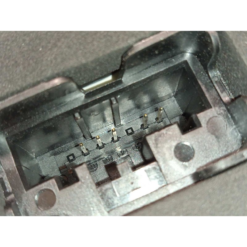 Recambio de cerradura puerta delantera derecha para volkswagen t-cross 1.0 tsi referencia OEM IAM 10B837016B  