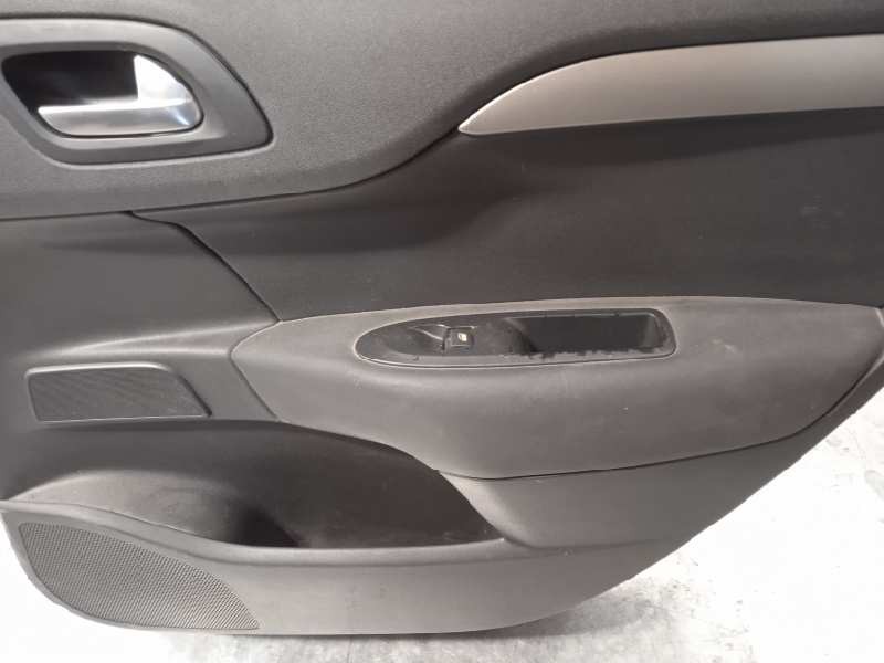 Recambio de puerta trasera derecha para citroën c4 lim. collection referencia OEM IAM 9008X2  