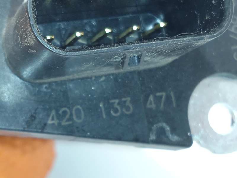 Recambio de caudalimetro para porsche macan (typ ) s diesel referencia OEM IAM 420133471  