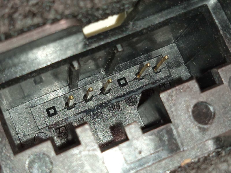 Recambio de cerradura puerta trasera derecha para volkswagen t-cross 1.0 tsi referencia OEM IAM 10A839016B  