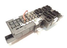 Recambio de caja reles / fusibles para volvo s60 berlina 2.4 d referencia OEM IAM 8678449   2