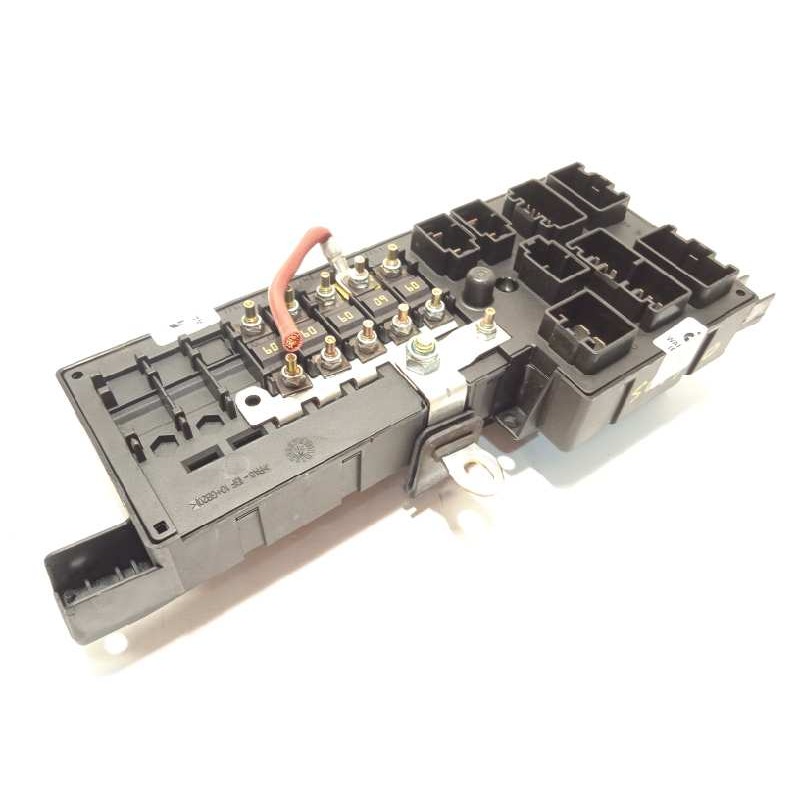 Recambio de caja reles / fusibles para volvo s60 berlina 2.4 d referencia OEM IAM 8678449  