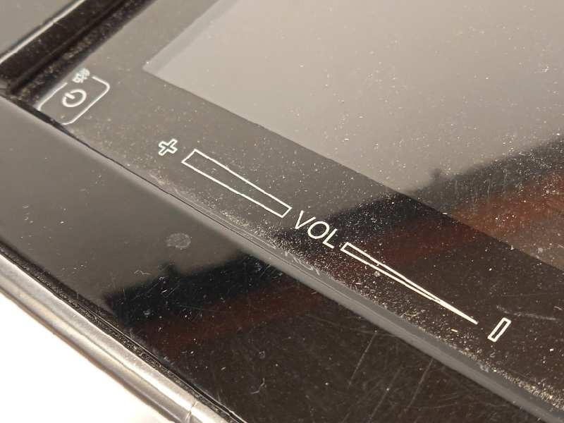 Recambio de pantalla multifuncion para suzuki ignis (/mf) gle referencia OEM IAM 3992062R05 52R039920 7505001807