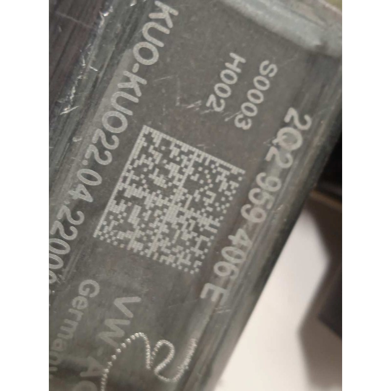 Recambio de elevalunas delantero derecho para volkswagen t-cross 1.0 tsi referencia OEM IAM 2GM837462B  