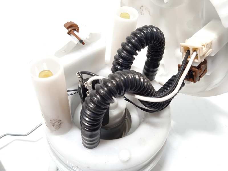 Recambio de bomba combustible para renault captur 1.3 tce referencia OEM IAM 170114377R  09747989900