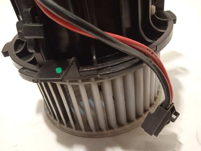 Recambio de motor calefaccion para porsche macan (typ ) s diesel referencia OEM IAM 8T1820021  