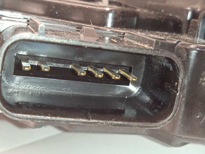 Recambio de cerradura puerta delantera izquierda para hyundai i20 active 1.0 tgdi cat referencia OEM IAM 81310C8020  