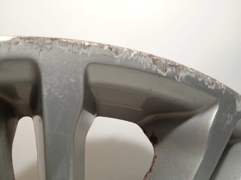 Recambio de llanta para land rover evoque dynamic referencia OEM IAM LR054049 BJ3M1007BB REG002343