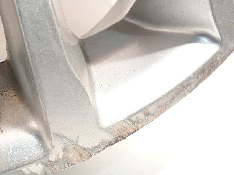 Recambio de llanta para land rover evoque dynamic referencia OEM IAM LR054049 BJ3M1007BB REG002343