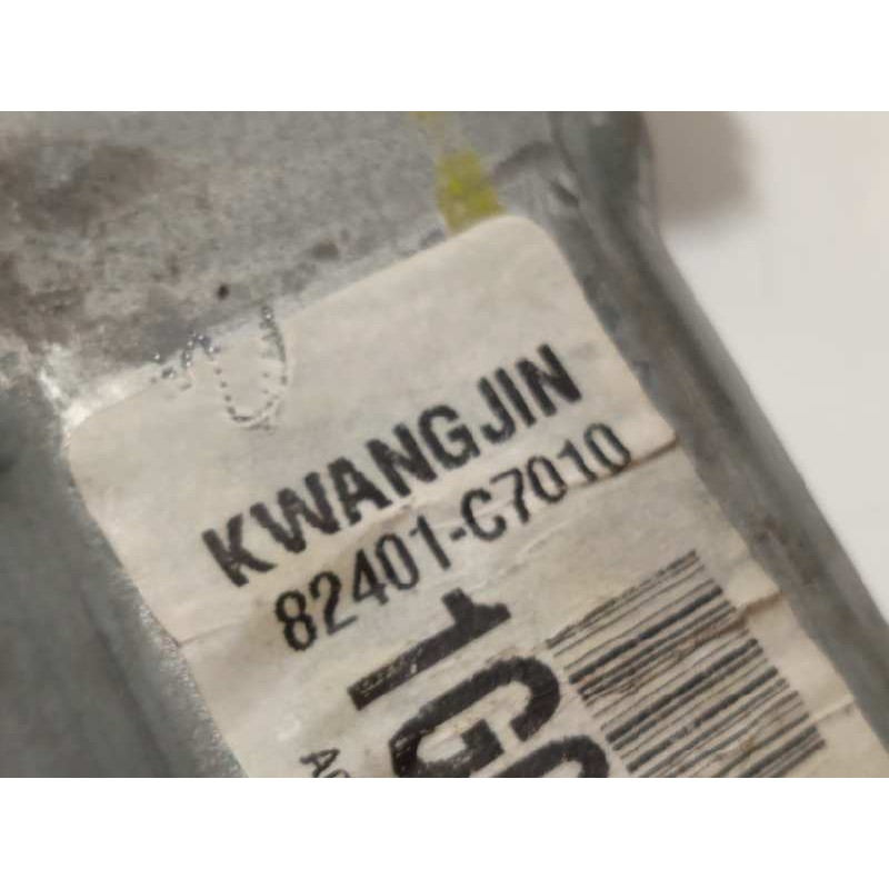 Recambio de elevalunas delantero izquierdo para hyundai i20 active 1.0 tgdi cat referencia OEM IAM 82401C7010  