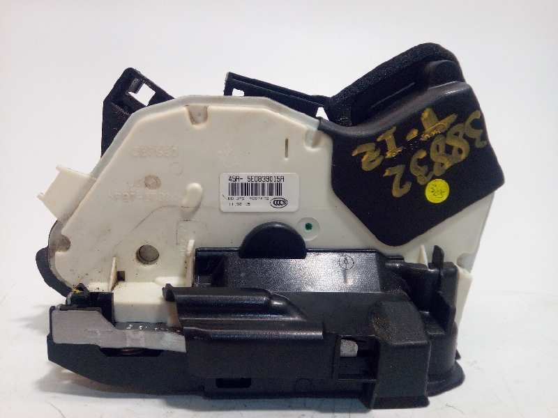 Recambio de cerradura puerta trasera izquierda para volkswagen passat lim. (3g2) advance bmt referencia OEM IAM 5E0839015A  