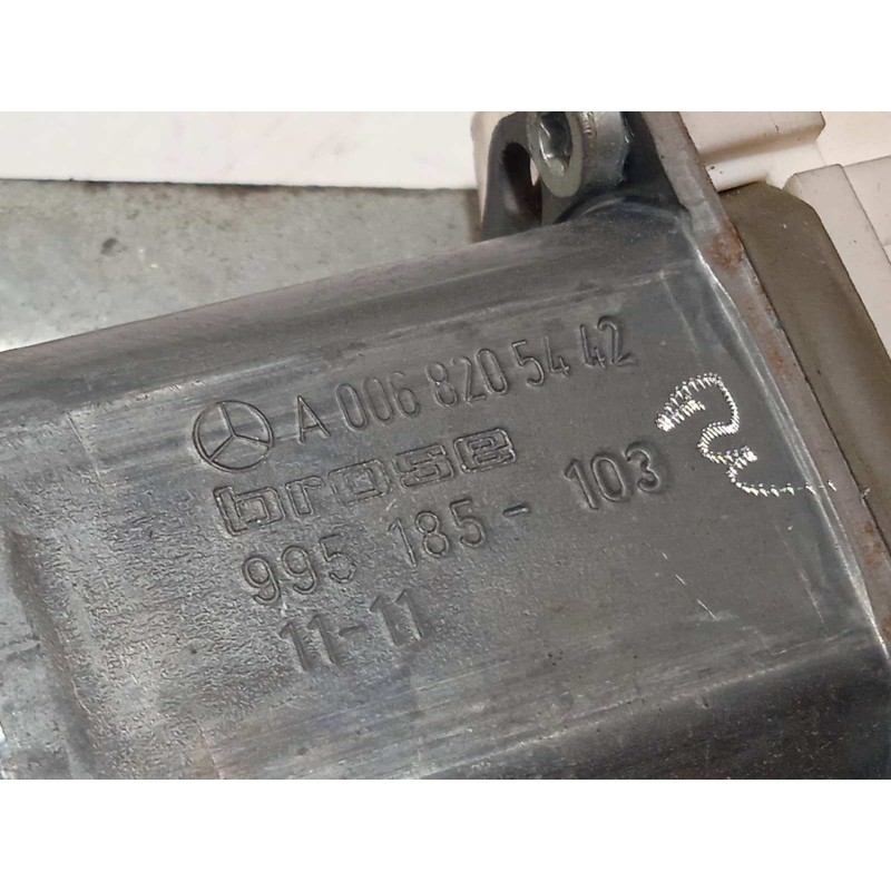 Recambio de elevalunas delantero izquierdo para volkswagen crafter combi (2e) 2.0 tdi referencia OEM IAM A9067200046  