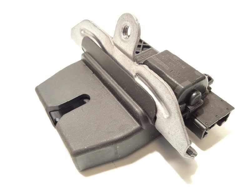 Recambio de cerradura maletero / porton para ford fiesta (ce1) trend referencia OEM IAM H1BAN442A66AA  2475591