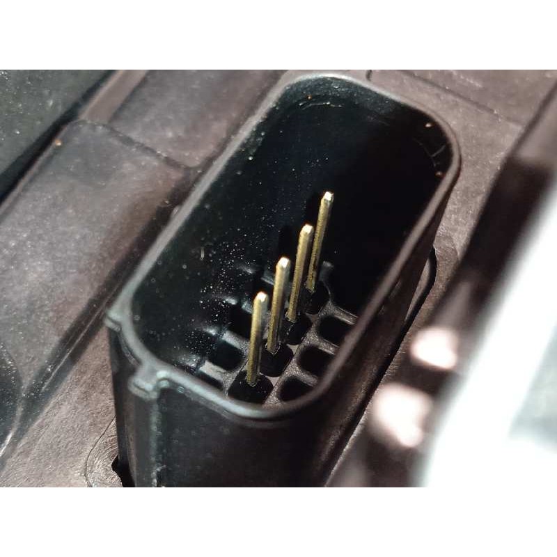 Recambio de cerradura puerta delantera derecha para ford fiesta (ce1) trend referencia OEM IAM H1BBA218A00AE  2342583