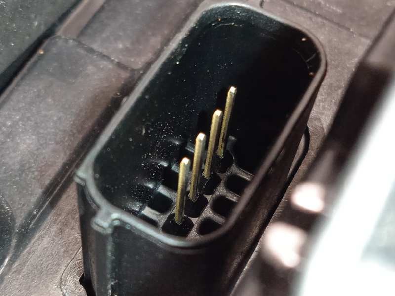 Recambio de cerradura puerta delantera derecha para ford fiesta (ce1) trend referencia OEM IAM H1BBA218A00AE  2342583