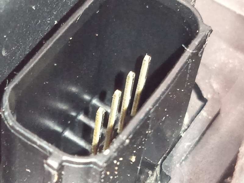 Recambio de cerradura puerta trasera izquierda para ford fiesta (ce1) trend referencia OEM IAM H1BBA218A00BE  2338041