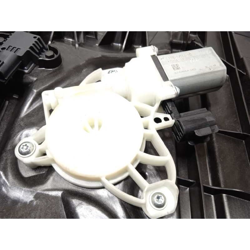 Recambio de elevalunas delantero izquierdo para ford fiesta (ce1) trend referencia OEM IAM L1BBA23201CB  L1TB14553BB