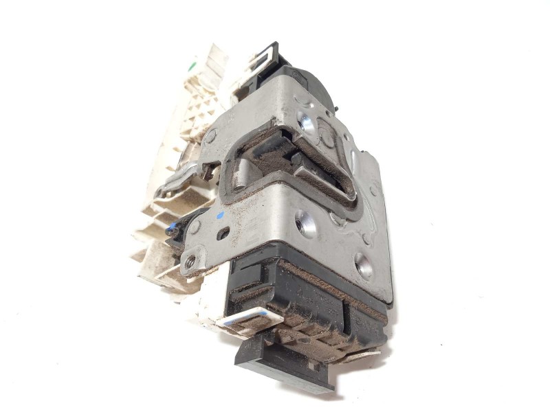 Recambio de cerradura puerta delantera izquierda para volkswagen crafter combi (2e) 2.0 tdi referencia OEM IAM A9067202135  