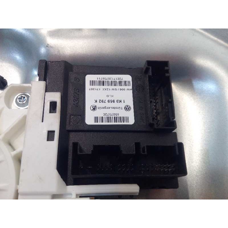 Recambio de elevalunas delantero derecho para volkswagen tiguan (5n1) 2.0 tdi referencia OEM IAM 5N1837730  5N0837462