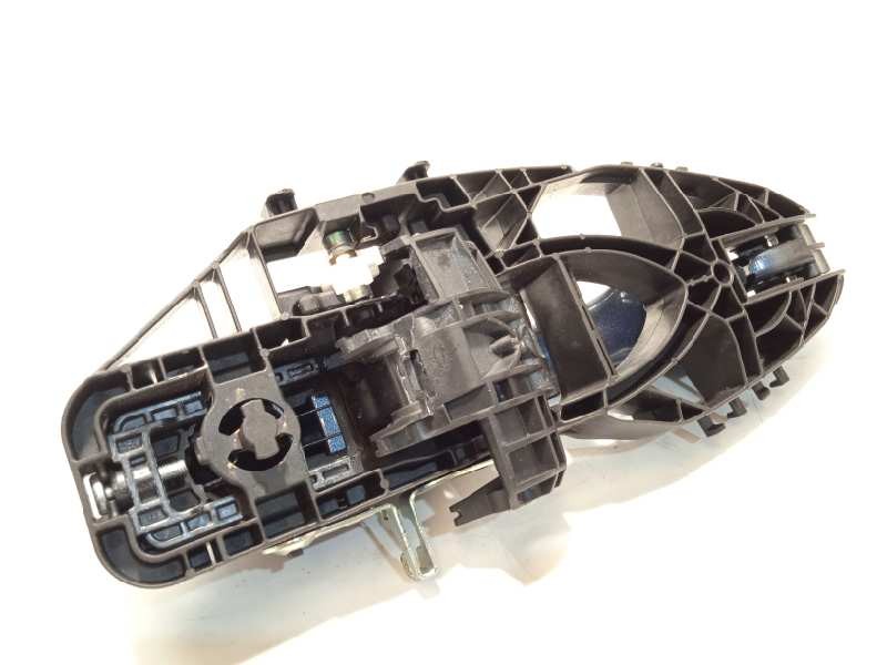 Recambio de maneta exterior delantera derecha para ford fiesta (ce1) trend referencia OEM IAM 2126416  2455642