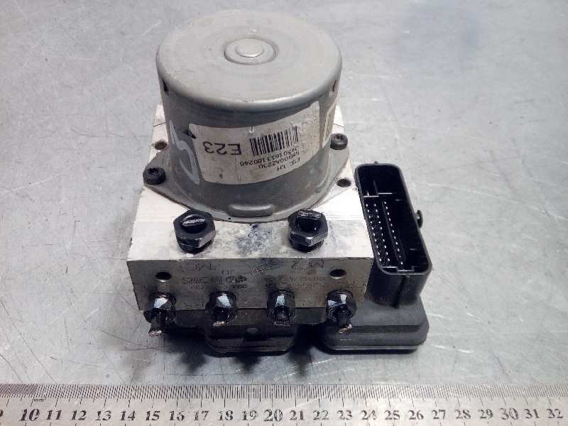 Recambio de abs para kia cee´d 1.4 crdi cat referencia OEM IAM 58920A2230 6158945200 A258920800