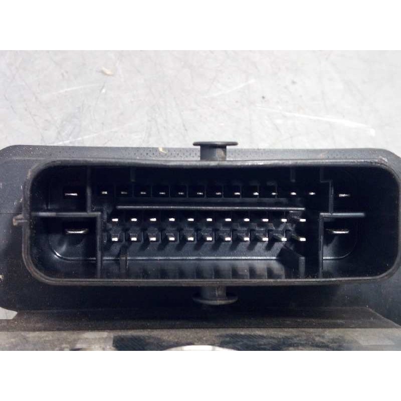 Recambio de abs para kia cee´d 1.4 crdi cat referencia OEM IAM 58920A2230 6158945200 A258920800
