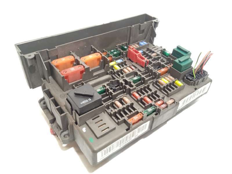 CAJA RELES / FUSIBLES 9119445 