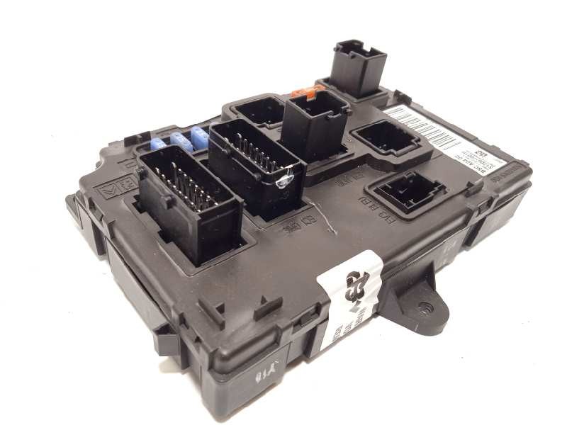 Recambio de caja reles / fusibles para peugeot 407 sw st confort referencia OEM IAM 9656148180  