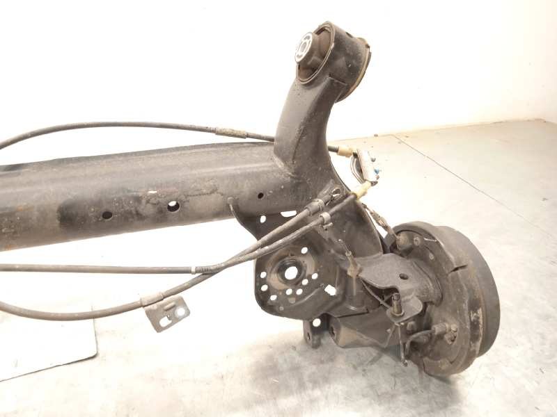 Recambio de puente trasero para ford fiesta (ce1) trend referencia OEM IAM 2167813  