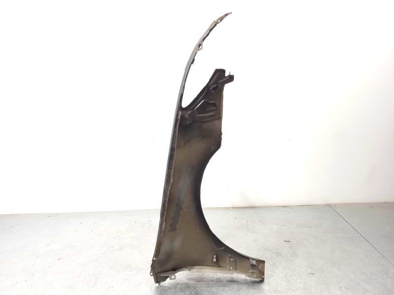 Recambio de aleta delantera izquierda para peugeot 607 (s2) 2.2 referencia OEM IAM 7840N8  