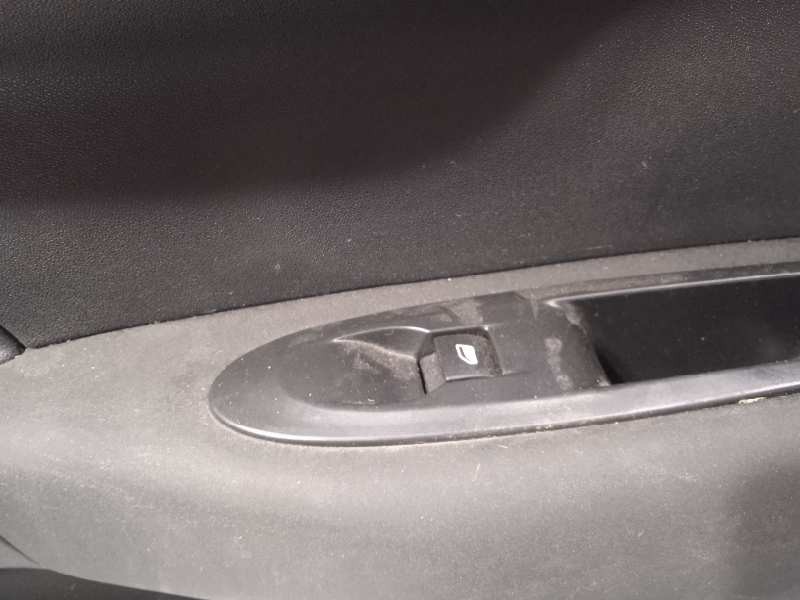 Recambio de puerta trasera derecha para citroën c4 lim. live edition referencia OEM IAM 9008X2  