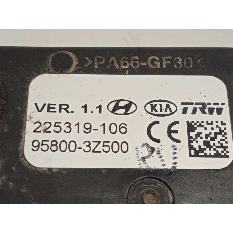 Recambio de modulo electronico para hyundai i40 style referencia OEM IAM 958003Z500  