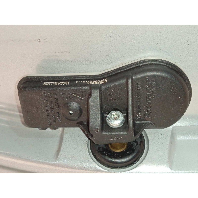 Recambio de llanta para renault captur dynamique referencia OEM IAM 403002556R  