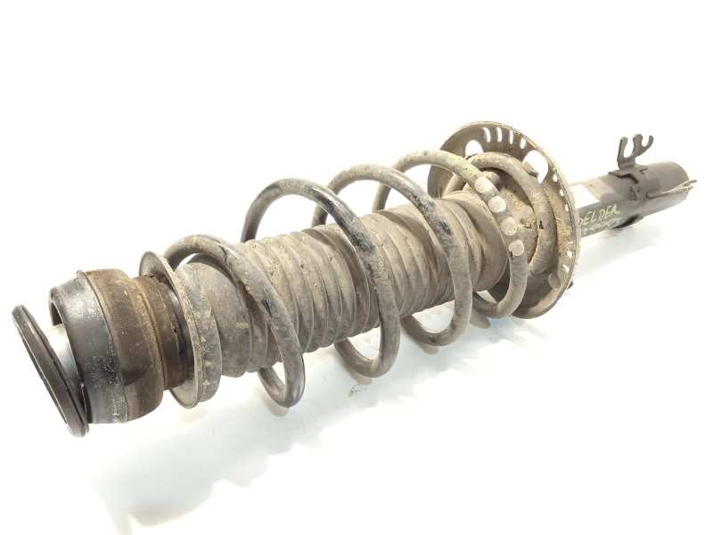 Recambio de amortiguador delantero derecho para skoda fabia 1.2 tsi referencia OEM IAM 6C0413031AN  