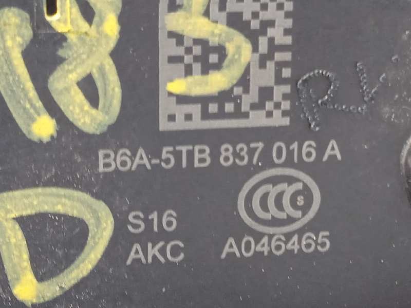 Recambio de cerradura puerta delantera derecha para skoda fabia 1.2 tsi referencia OEM IAM 5TB837016A  