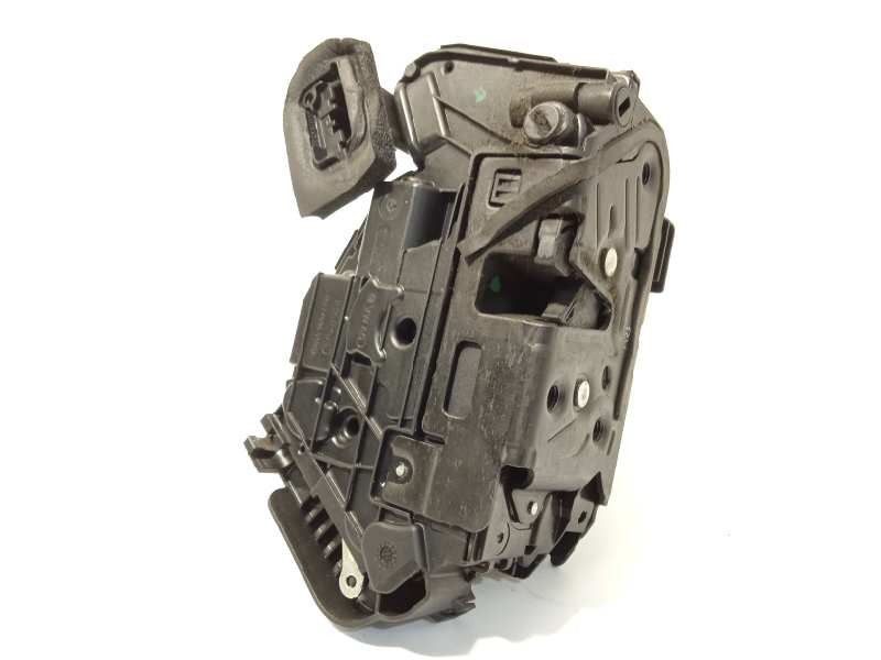 Recambio de cerradura puerta trasera derecha para skoda fabia 1.2 tsi referencia OEM IAM 5TA839016E  