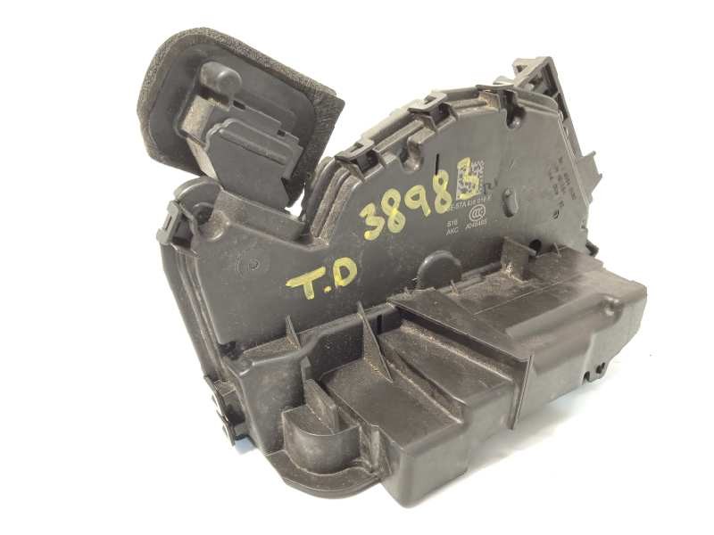 Recambio de cerradura puerta trasera derecha para skoda fabia 1.2 tsi referencia OEM IAM 5TA839016E  