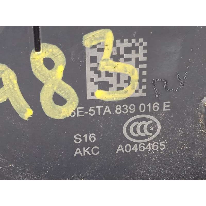 Recambio de cerradura puerta trasera derecha para skoda fabia 1.2 tsi referencia OEM IAM 5TA839016E  
