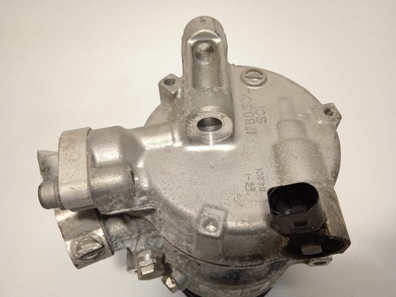 Recambio de compresor aire acondicionado para skoda fabia 1.2 tsi referencia OEM IAM 5Q0816803E  