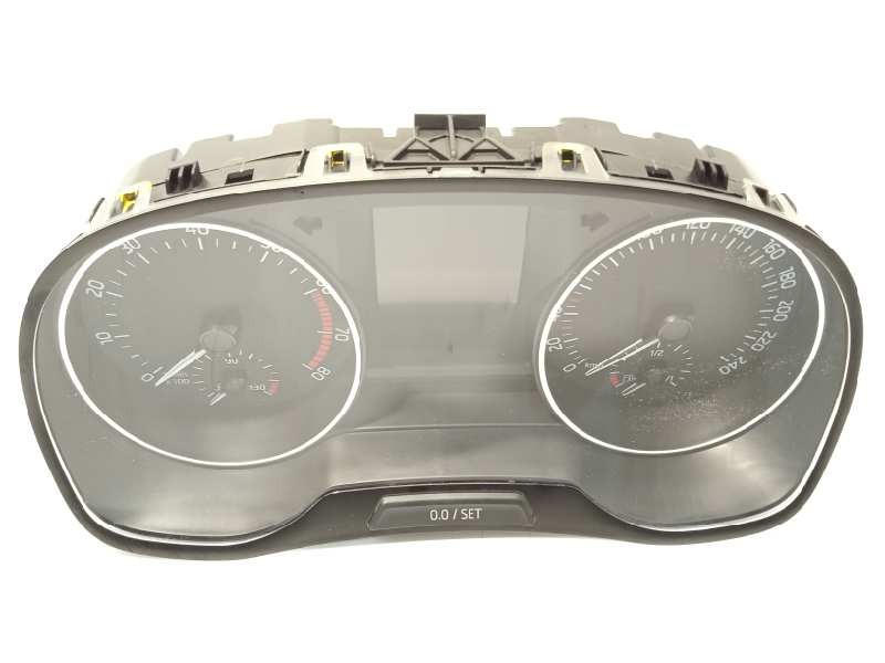 Recambio de cuadro instrumentos para skoda fabia 1.2 tsi referencia OEM IAM 6V0920740B  A2C38358400