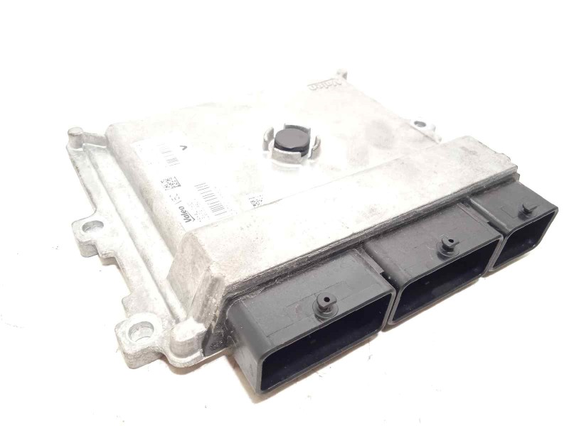 Recambio de centralita motor uce para renault captur dynamique referencia OEM IAM 237104736R  237103352R