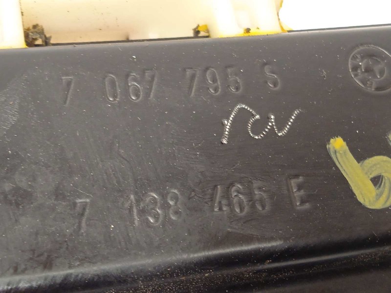 Recambio de elevalunas delantero izquierdo para bmw serie 1 berlina (e81/e87) 116i referencia OEM IAM 7138465  6927027