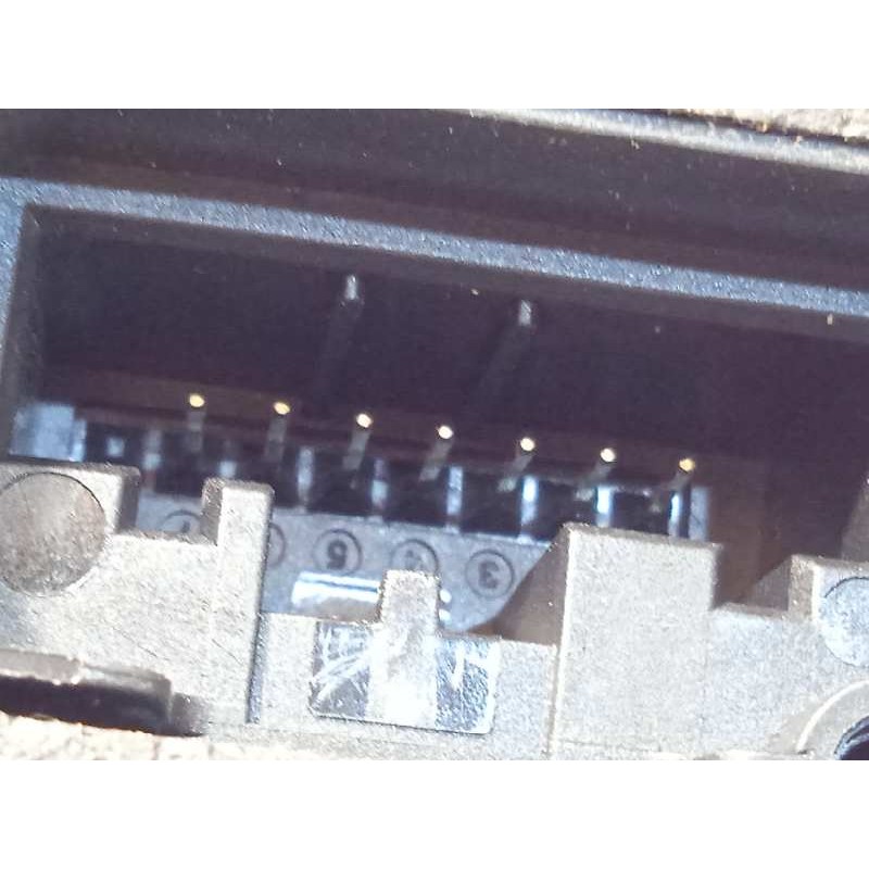 Recambio de cerradura puerta delantera izquierda para volkswagen polo 1.0 tsi referencia OEM IAM 5TB837015A  