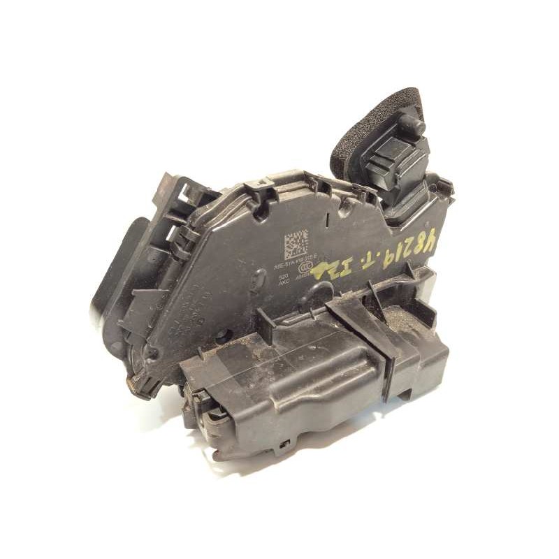 Recambio de cerradura puerta trasera izquierda para volkswagen polo 1.0 tsi referencia OEM IAM 5TA839015E  