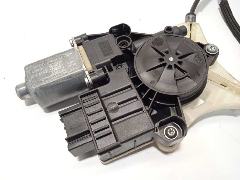 Recambio de elevalunas delantero izquierdo para volkswagen polo 1.0 tsi referencia OEM IAM 2G4837461B  2Q1959881B