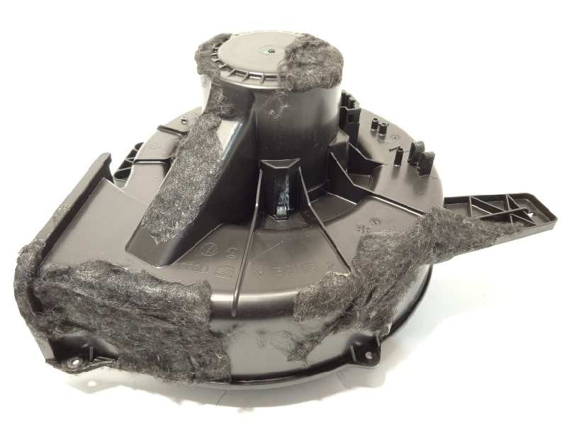 Recambio de motor calefaccion para skoda fabia 1.2 tsi referencia OEM IAM 6R1819015  