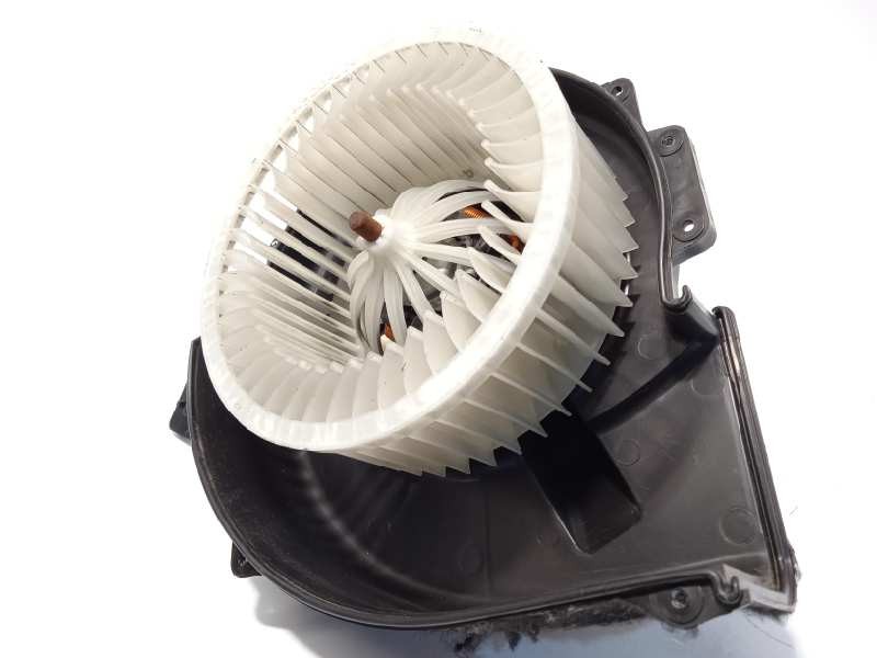 Recambio de motor calefaccion para skoda fabia 1.2 tsi referencia OEM IAM 6R1819015  