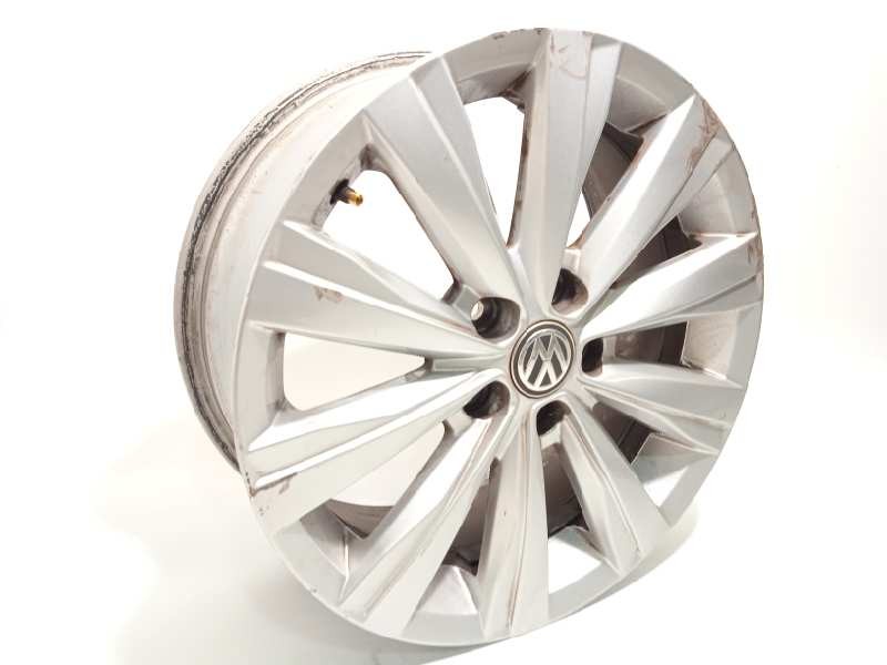 Recambio de llanta para volkswagen polo 1.0 tsi referencia OEM IAM 2G0601025S  2G0601025S8Z8