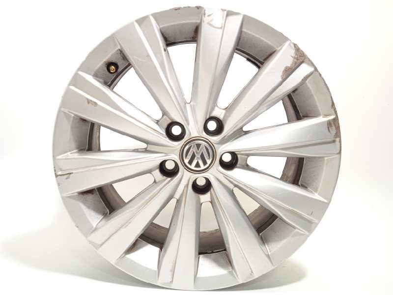Recambio de llanta para volkswagen polo 1.0 tsi referencia OEM IAM 2G0601025S  2G0601025S8Z8